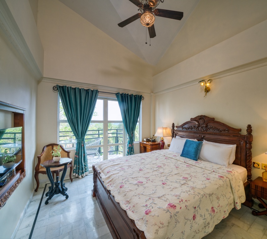emerald-suite-munjoh-island-house-port-blair-bedroom image